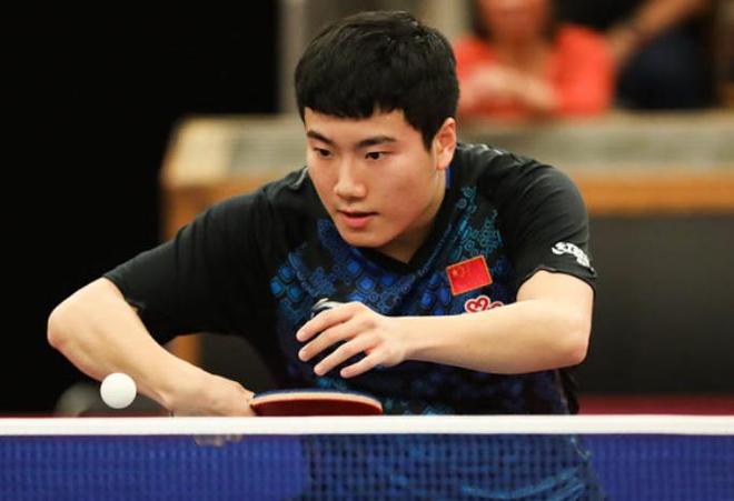 业足球的重 业足球的重